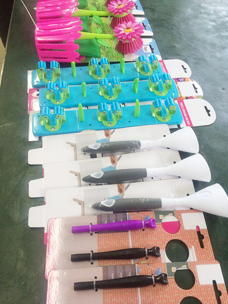 生活用品业弹性胶钉绑...